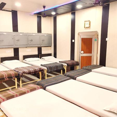 Roop Guest House Lucknow Eksteriør billede