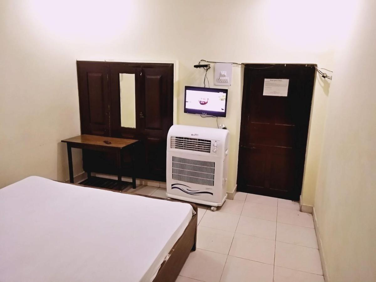 Roop Guest House Lucknow Eksteriør billede