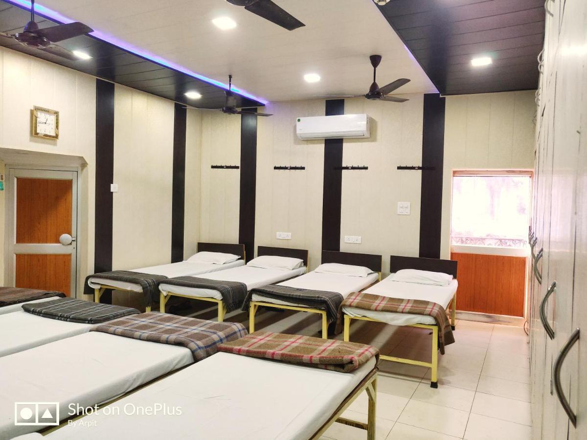Roop Guest House Lucknow Eksteriør billede
