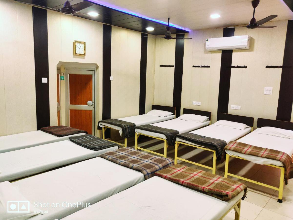 Roop Guest House Lucknow Eksteriør billede